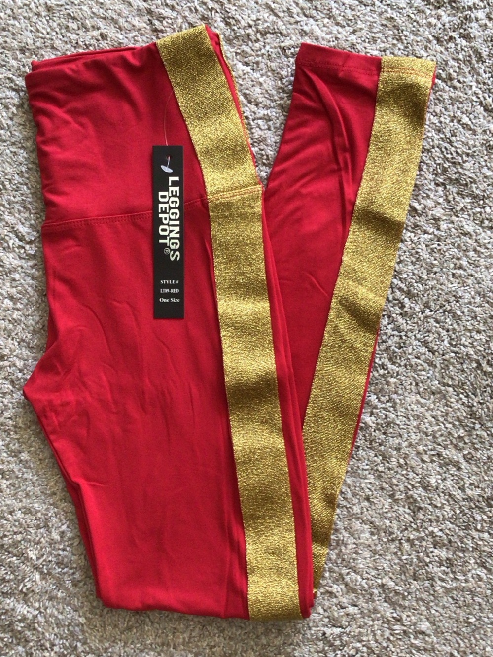 LEGGINGS DEPOT RED WITH GOLD STRIPE LEGGINGS - ONE SIZE NWT